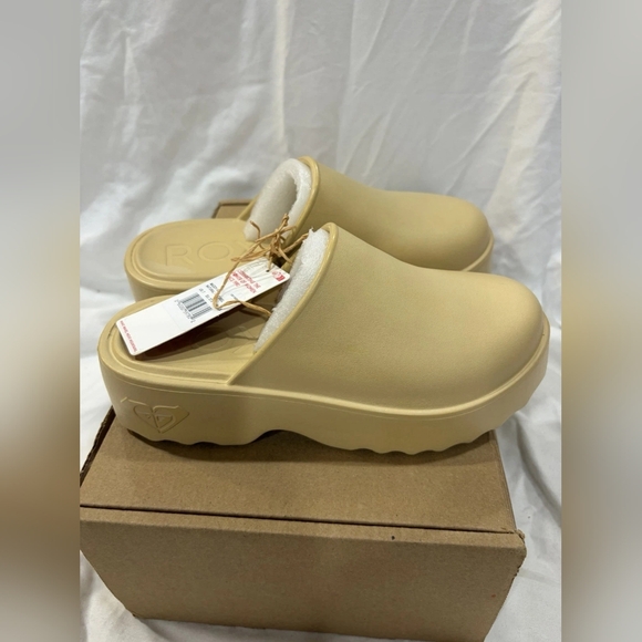 Beige Platform Clogs - Picture 3 of 4